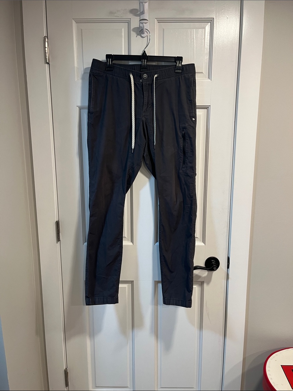 Vuori Rip Stop Climber Pants in Gray Size Medium